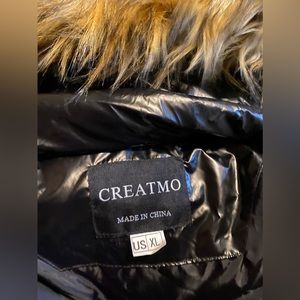 Creatmo full length long coat with fur trimmed hood beautiful new w/otag  US/XL